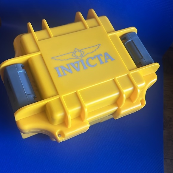 Invicta / Disney Limited Edition Minnie Mouse Lady
Ladies Watch Quartz - Picture 7 of 13